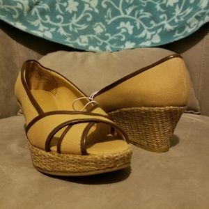 Merona open-toed wedge
